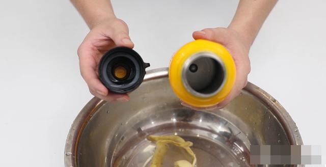 Gọt khoai tây xong đừng đổ vỏ đi, dùng theo cách này mang lại lợi ích lớn, ai không biết chính là đang vứt bỏ báu vật-15