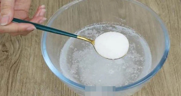 Hòa bột giặt với giấm trắng: Công dụng rất tuyệt vời nhưng nhiều nhà không biết-1