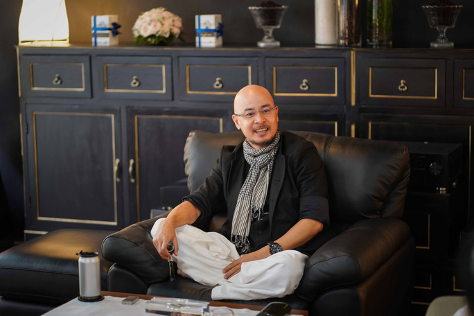 Tò mò về ngôi nhà trong hang đá mà ông Đặng Lê Nguyên Vũ ở trong 9 năm qua, người xem chỉ biết thốt lên: Thật đẳng cấp!-2