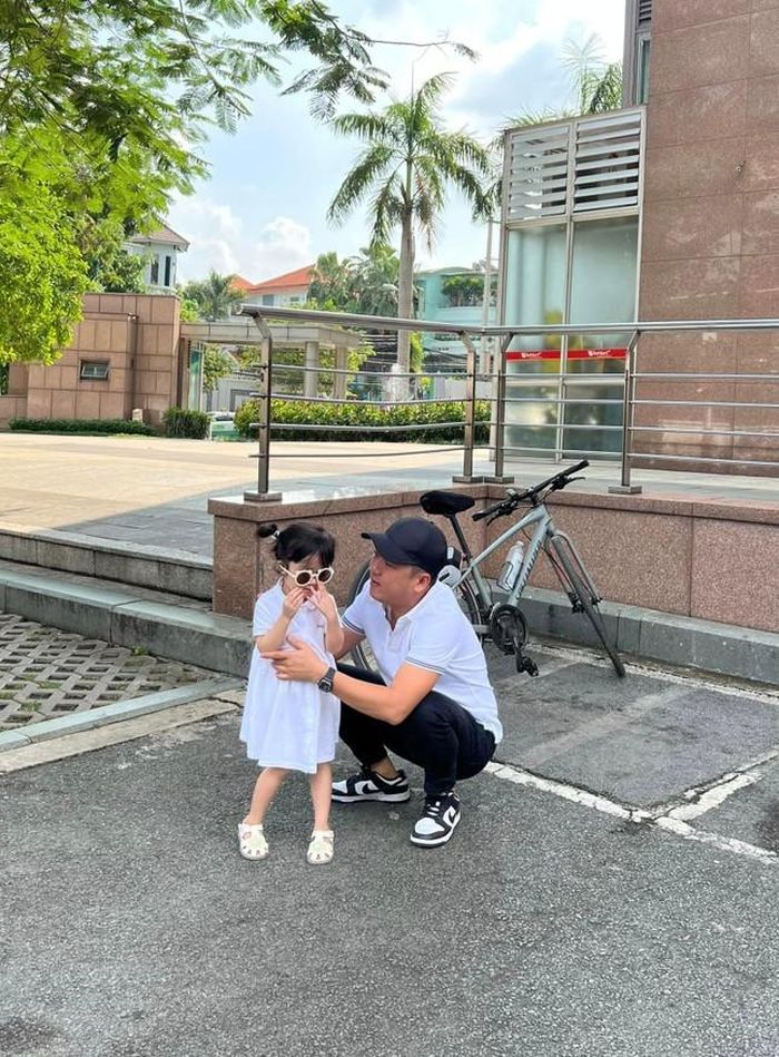 Con gái Trường Giang là bản sao của bố lúc nhỏ, khiến Nhã Phương chịu thua bởi điều này-6