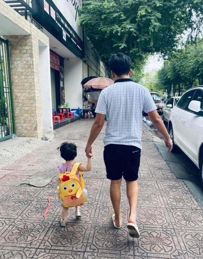 Con gái Trường Giang là bản sao của bố lúc nhỏ, khiến Nhã Phương chịu thua bởi điều này-7