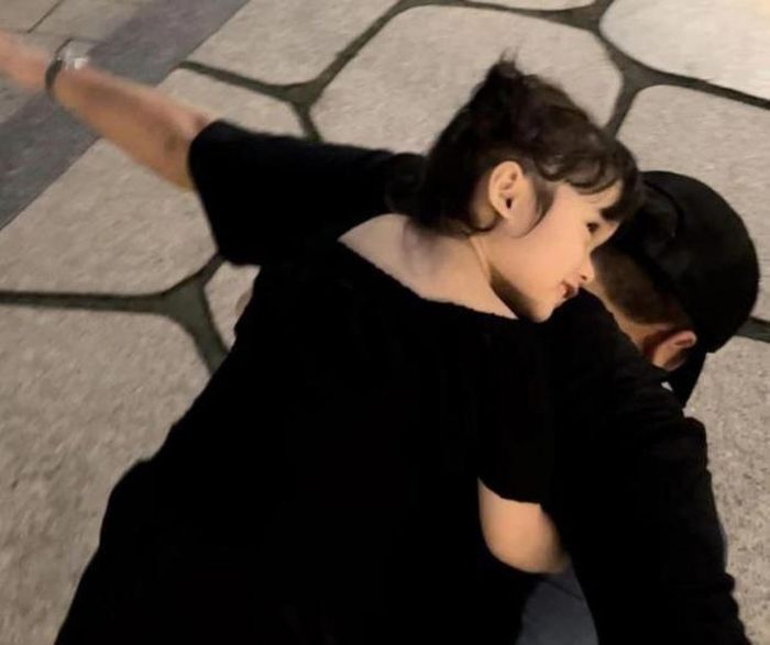 Con gái Trường Giang là bản sao của bố lúc nhỏ, khiến Nhã Phương chịu thua bởi điều này-9