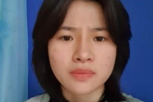 Ông Lê Tùng Vân trực tiếp làm lễ xuất gia cho Diễm My-2