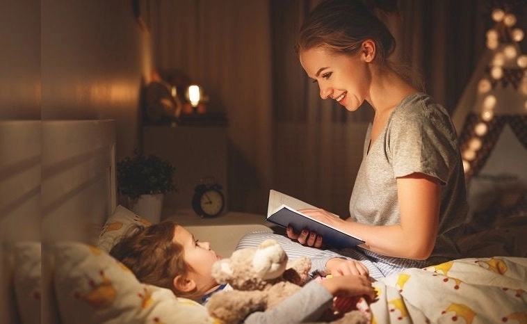 Những điều nên nói với con trước giờ ngủ giúp bé sống vui vẻ, nhẹ nhàng hơn-1