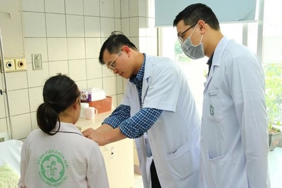 Người phụ nữ Hà Nội mang khối u 4kg, chèn 'bẹp dí' phổi, đẩy tim chạy ngược lên trên