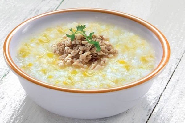 Mách chị em cách nấu cháo thịt bằm cực đơn giản mà thơm ngon, đầy đủ dinh dưỡng-4