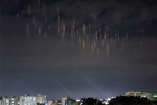 Bầu trời xứ sở kim chi có hiện tượng lạ: Chuyên gia giải thích