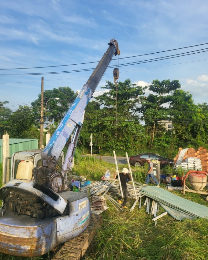 Ca sĩ Quách Thành Danh xây biệt thự để đưa gia đình về Việt Nam-1