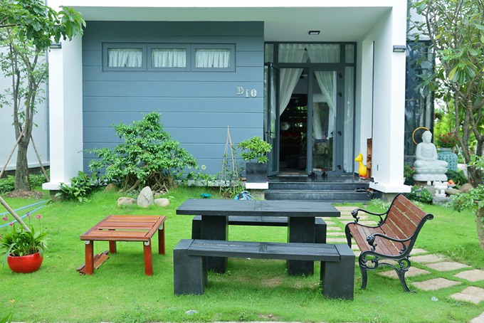 Ca sĩ Quách Thành Danh xây biệt thự để đưa gia đình về Việt Nam-24