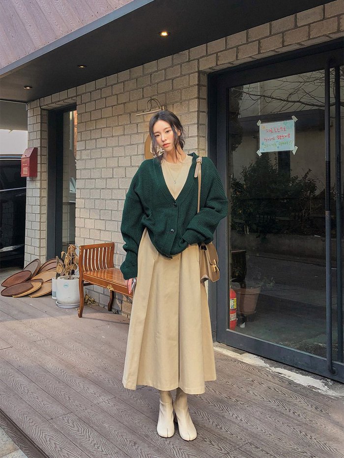 10 chiêu phối chân váy dài cực sang cho mùa thu đông 2022-7
