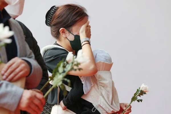 Thảm kịch ở Itaewon: Chúng chỉ là những đứa trẻ vô tội muốn đi chơi vui vẻ mà thôi-1