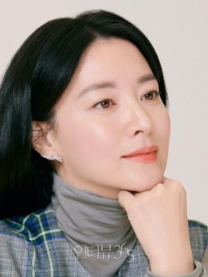 Lee Young Ae hỗ trợ chi phí vận chuyển thi thể nạn nhân ở Itaewon-1