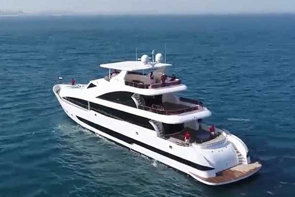 Cuộc sống của những người sinh ra đã ở vạch đích: Hội ‘rich kid’ Dubai vung tiền tận hưởng cuộc đời giàu sang phú quý như thế nào?-14