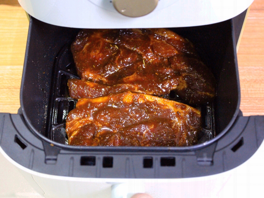 2 bước dễ dàng làm thịt chiên thơm ngon bằng nồi chiên không dầu-2