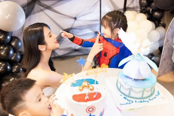 Diệp Lâm Anh một mình lo chu đáo sinh nhật cho 2 con, chồng cũ không thấy xuất hiện-6