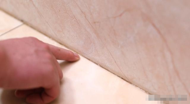 Ngâm tàn thuốc lá trong rượu trắng giải quyết được nhiều vấn đề tại nhà, vừa học vừa tiết kiệm được nhiều tiền-10