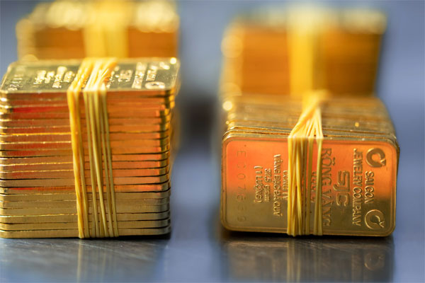 Giá vàng miếng SJC tăng nhanh, đắt hơn thế giới gần 18 triệu đồng-1