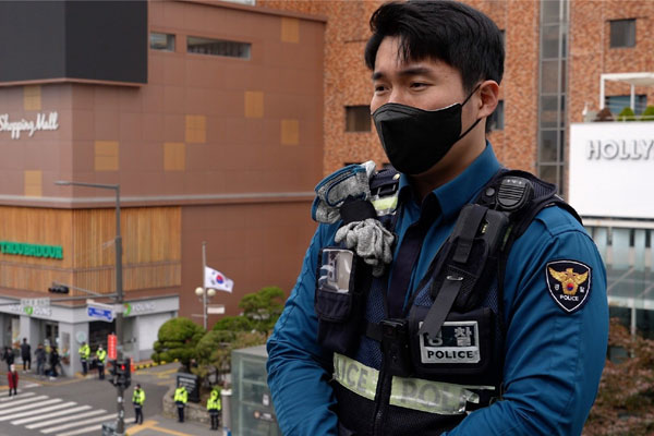 Chàng trai 19 tuổi ngồi một chỗ kiếm chục nghìn đô/tháng nhưng chỉ coi đó là việc làm thêm-3