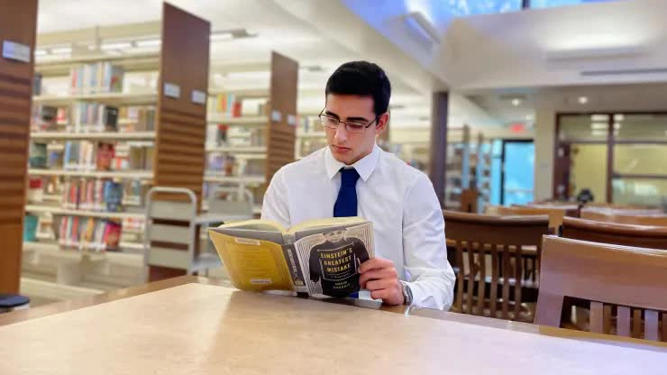 Chàng trai 19 tuổi ngồi một chỗ kiếm chục nghìn đô/tháng nhưng chỉ coi đó là việc làm thêm-2