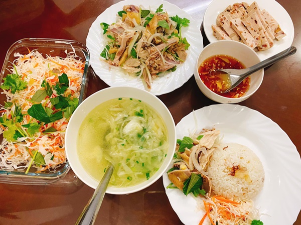 Phụ nữ có giác quan thứ 6, thứ 7 và chủ nhật, biết mọi thứ nhưng không biết tối nay ăn gì? Xem ngay các món vợ đảm 9x gỡ bí giúp chị em-1