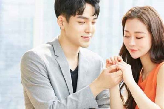 Ngoại tình 2 năm nghĩ chồng không biết, không ngờ anh ấy đã biết từ lâu nhưng không lên tiếng, tôi quá ngớ ngẩn