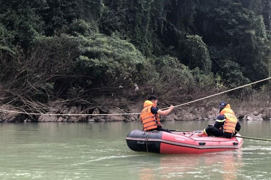 Tìm thấy thi thể tài xế xe địa hình lao xuống sông