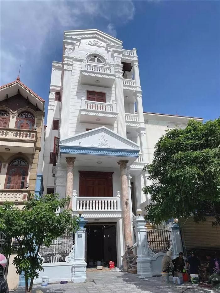 Biệt thự hoành tráng của mẹ Hoa hậu Phạm Hương tại quê nhà-1