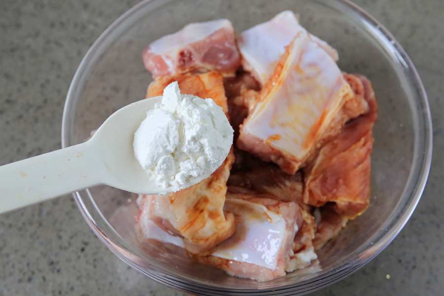 Sườn sốt xoài chua ngọt: Làm dễ dàng, ăn mãi không chán!-2