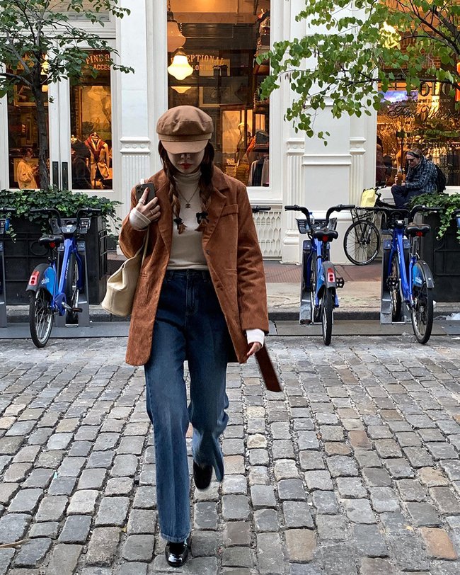 Nên sắm áo khoác màu nâu vì mặc lên sang trọng, tôn da-8