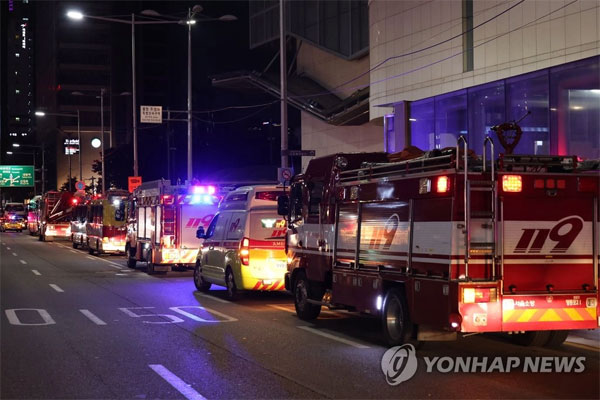 Hàn Quốc: Tàu chở 275 hành khách trật đường ray giữa Seoul-2