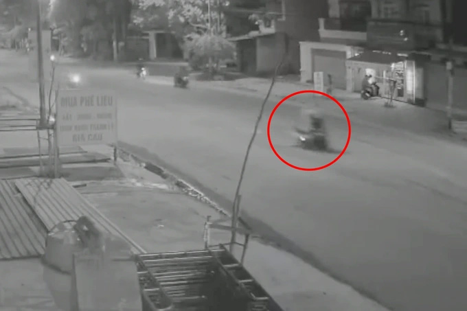 TPHCM: Lái xe máy bị sụp ổ gà, một người dân tử vong-1