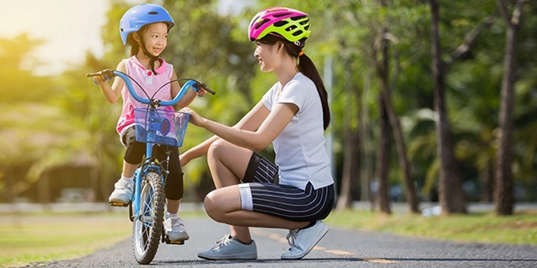 Tại sao bạn càng khen ngợi, trẻ càng thụt lùi? Câu trả lời bất ngờ của các nhà tâm lý học-2