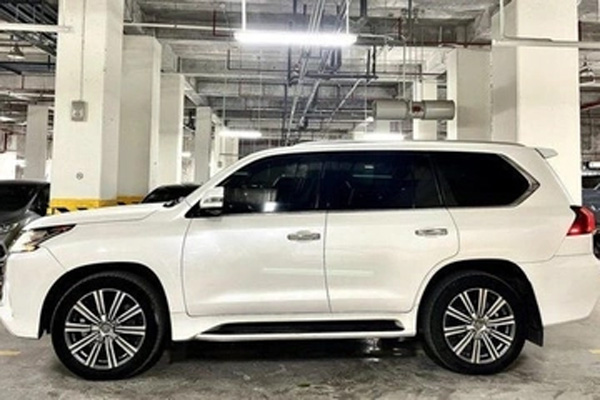 Cô gái tử vong khi rơi chung cư ở TP.HCM-3