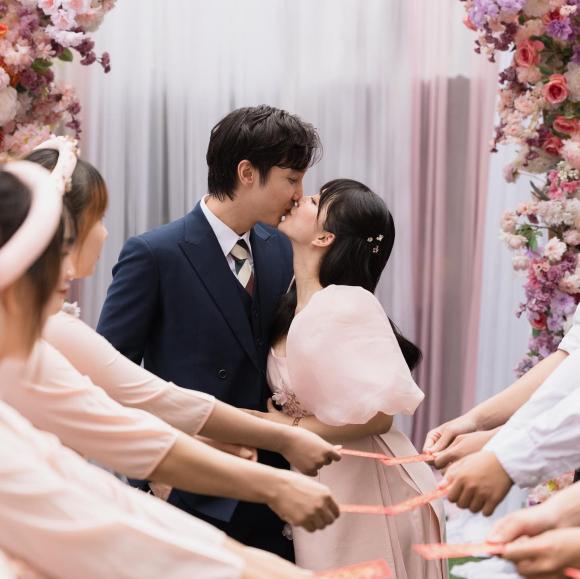 Hot girl Mẫn Tiên khoe giấy đăng ký kết hôn, chính thức trở thành vợ hợp pháp của ca sĩ Key-3