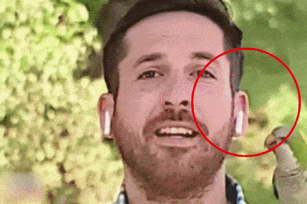 Những đôi tai chết dần vì đeo tai nghe công nghệ-1