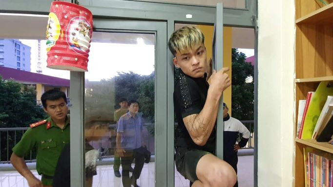 Thanh niên rủ bạn vào trường cũ trộm 16 máy tính rồi mang bán khắp trong Nam, ngoài Bắc-2