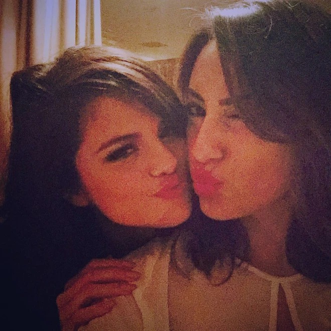 Selena Gomez và Francia Raisa: Tình bạn 15 năm tựa cổ tích, hiến thận cứu giúp lúc bệnh tật, ai dè đầy drama đằng sau-8