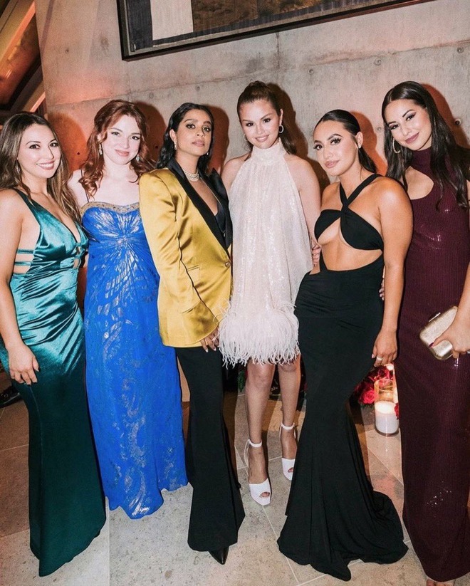 Selena Gomez và Francia Raisa: Tình bạn 15 năm tựa cổ tích, hiến thận cứu giúp lúc bệnh tật, ai dè đầy drama đằng sau-16