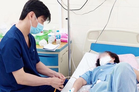 Từ dấu hiệu tưởng đơn giản, người phụ nữ phát hiện mắc ung thư