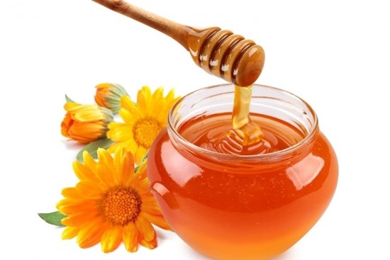 Bảo quản mật ong chỉ để ở nơi râm mát là sai, phải làm như này mới giữ được hương vị, có để vài năm cũng chẳng lo hỏng