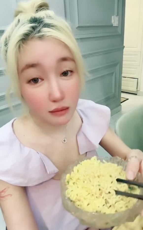 Elly Trần bị đánh bay tài khoản facebook, đau khổ thừa nhận: Tôi rất yêu và muốn giữ cuộc hôn nhân với chồng nhưng...-2