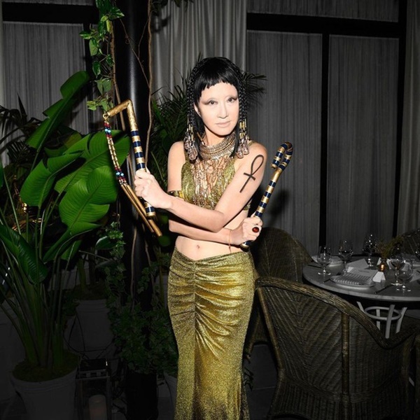 Vóc dáng không tưởng ở tuổi 73 của Vera Wang-5