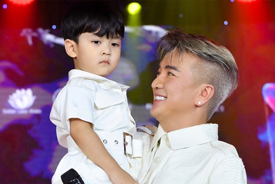 Mr. Đàm: Tôi không muốn con bị thiếu tình thương của cha giống như mình