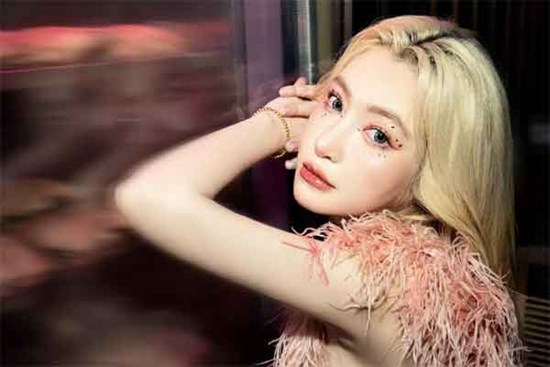 Elly Trần tiếp tục đăng đàn, tố chồng ngoại tình với nhân viên khi cô mang thai con đầu lòng