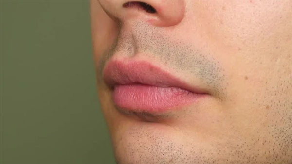 Phụ nữ hơn nhau tấm chồng: Đàn ông có 5 nét tướng này tài ba, chung thủy, ai lấy được cả đời viên mãn-3