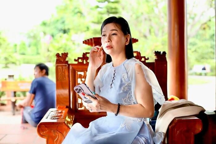 Sau khi chia tay Kiều Minh Tuấn nửa năm, Cát Phượng đã trở thành hoa có chủ?-3