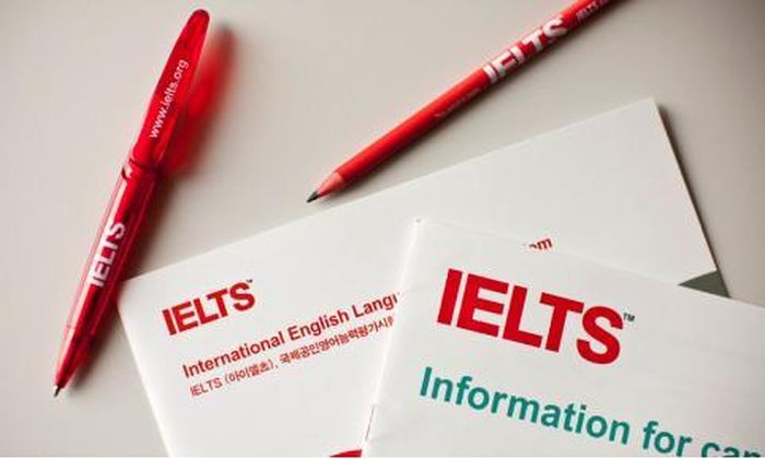 Vì sao kỳ thi IELTS của Hội đồng Anh bị tạm hoãn?-1