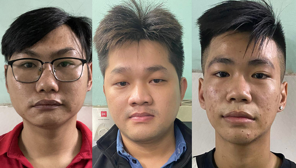 Tạm giữ 7 người bán hàng rong đánh gục 2 thanh niên ở phố đi bộ Nguyễn Huệ-1