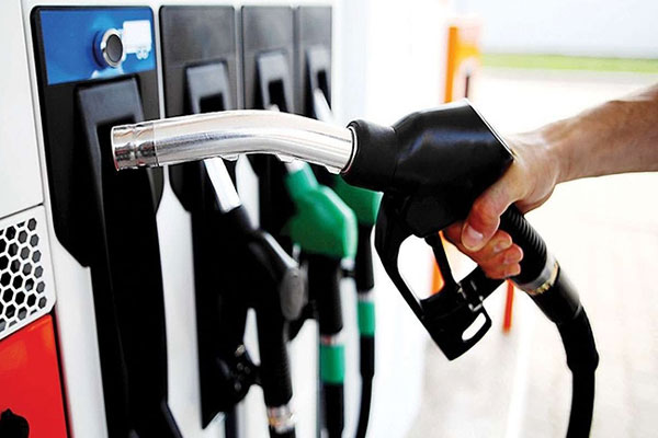 Giá xăng tăng lần thứ 4 liên tiếp-2