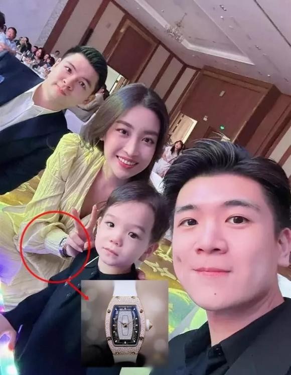 Hậu kết hôn với chồng thiếu gia, Đỗ Mỹ Linh tậu đồng hồ 7 tỷ?-1